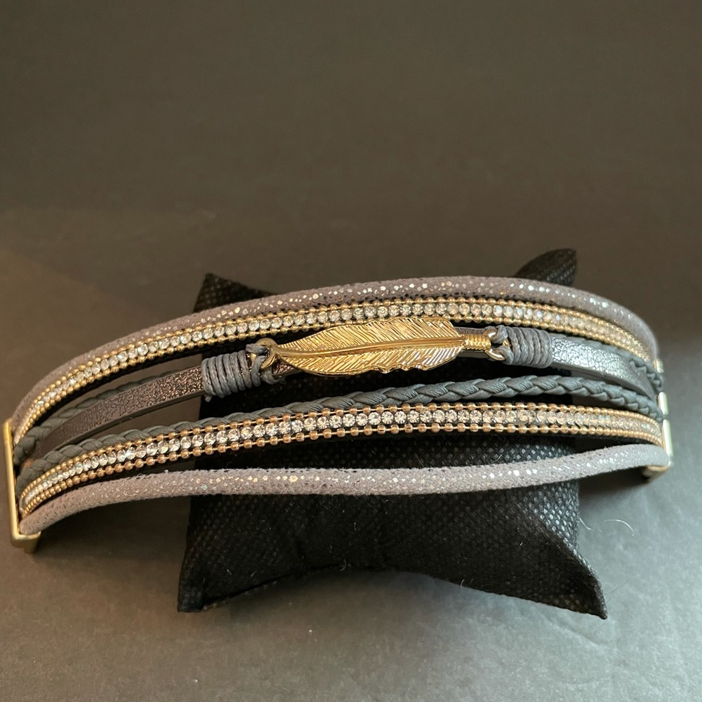 Bracelet - Picture 2 of 5